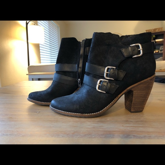 Dolce Vita Shoes - Dolce Vita BLACK booties